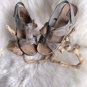 Clarks Brown Sandals with Cushioned Footbed and Ankle Strap